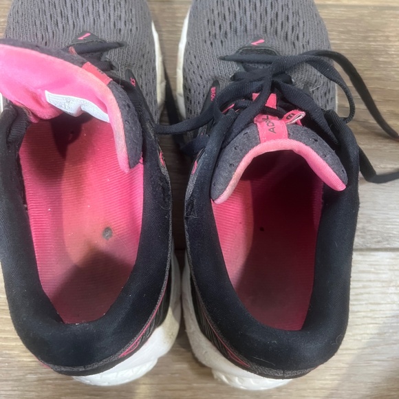 Brooks Adrenaline 19 Women's Running Shoes Size 7.5 Gray/Pink - Picture 13 of 13